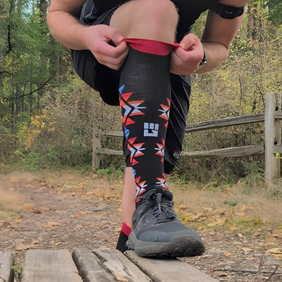 mudgear mesa horizon socks black red lifestyle photo 5 — customer photo