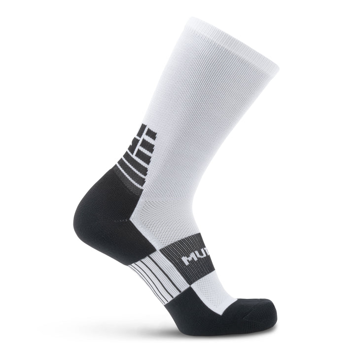 MudGear crew height socks - black and white